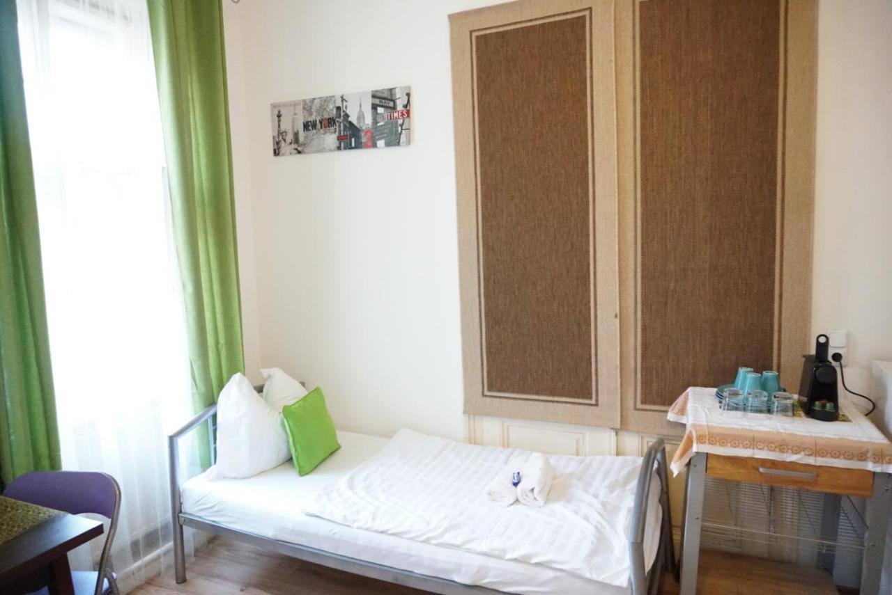 Contactless Check-In Room4You Währing Wien Exterior foto